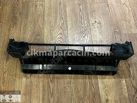 Mercedes-Benz A Serisi Alt Hava Kanalı çıkma parça