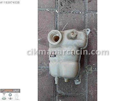 Mercedes-Benz CLA Yedek Su Deposu çıkma parça