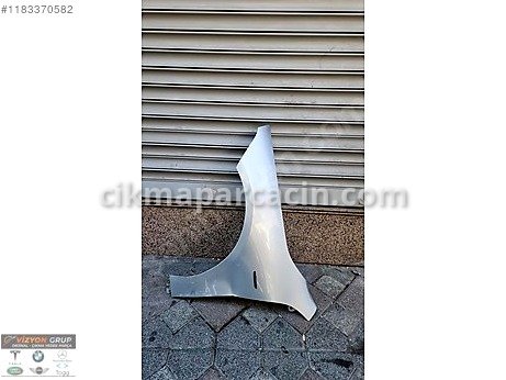 Mercedes-Benz CLA Çamurluk (Ön) çıkma parça