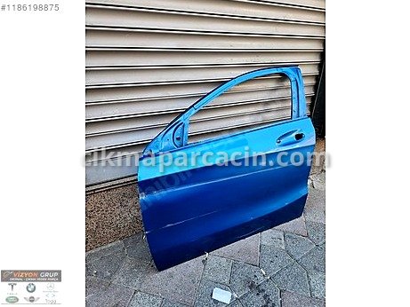 Mercedes-Benz A Serisi Kapı (Ön Sol) çıkma parça