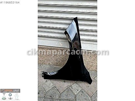 Mercedes-Benz A Serisi Çamurluk (Ön) çıkma parça