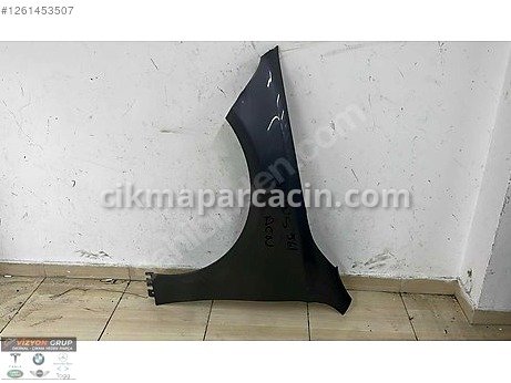 Mercedes-Benz A Serisi Çamurluk (Ön) çıkma parça