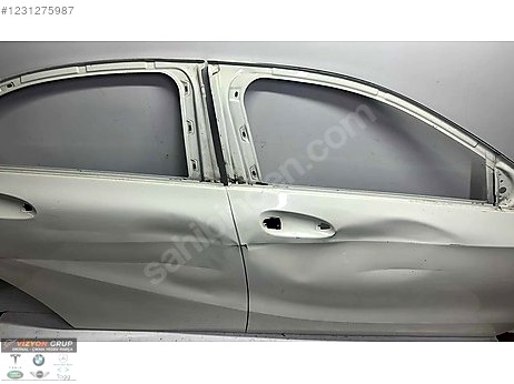 Mercedes-Benz CLA Kapı (Ön Sağ) çıkma parça