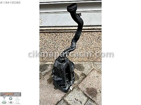 Mercedes-Benz B Serisi Cam Suyu Deposu çıkma parça