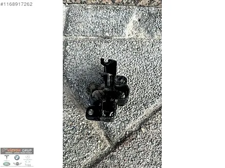 Mercedes-Benz CLS Kaput Kilidi A2198800160 çıkma parça