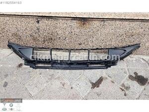MERCEDES C SERİSİ W206 AMG ÖN ALT ORTA IZGARA A2068850602