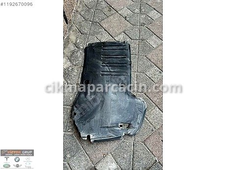 Mercedes-Benz C Serisi Alt Muhafaza çıkma parça