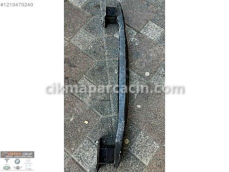 Mercedes-Benz C Serisi Arka Tampon Demiri çıkma parça