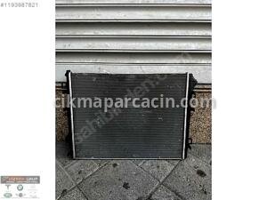 MERCEDES C SERİSİ W206 SU RADYATÖRÜ ORJ A0995008501