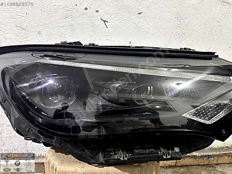 Mercedes-Benz E Serisi Sağ Ön Far çıkma parça - VİZYON GRUP ORJİNAL ÇIKMA YEDEK PARÇA İstanbul