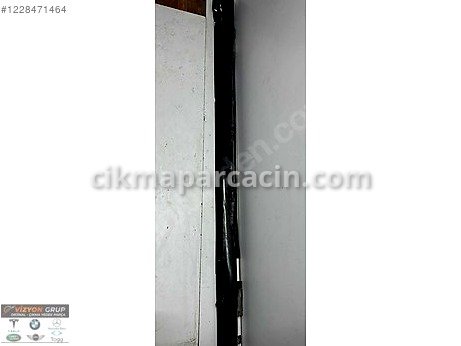 Mercedes-Benz EQE Marşpiyel Kaplaması çıkma parça