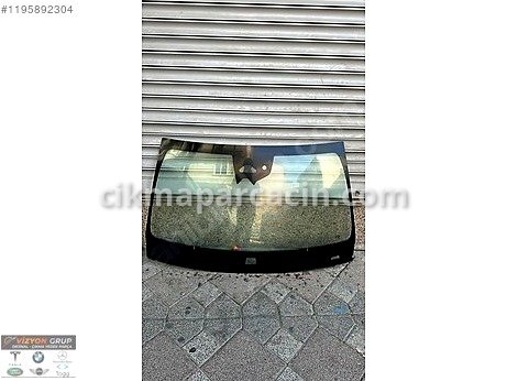 Mercedes-Benz GLE Ön Cam çıkma parça