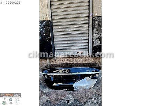 Mercedes-Benz E Serisi Bagaj Kapağı çıkma parça