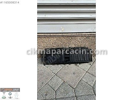 Mercedes-Benz E Serisi Panjur çıkma parça