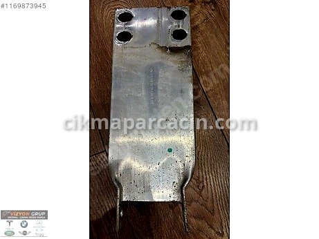 Mercedes-Benz E Serisi Tampon Demiri çıkma parça