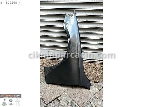 Mercedes-Benz E Serisi Çamurluk (Ön) çıkma parça