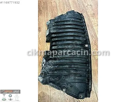 Mercedes-Benz E Serisi Alt Muhafaza çıkma parça
