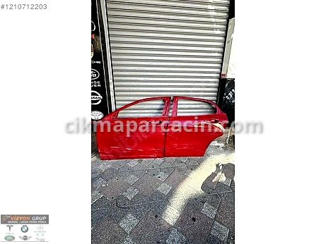Mercedes-Benz GLA Sol Kapı çıkma parça