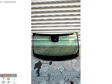 Mercedes-Benz GLB Ön Cam çıkma parça - VİZYON GRUP ORJİNAL ÇIKMA YEDEK PARÇA İstanbul