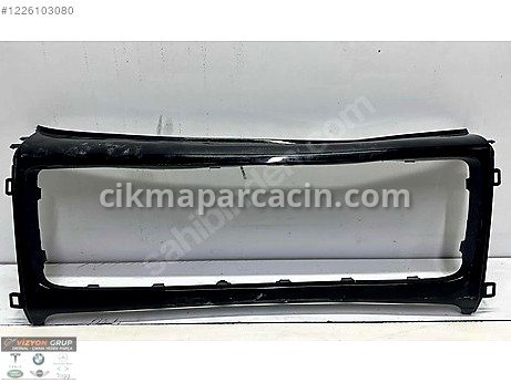 Mercedes-Benz GLA Panjur çıkma parça