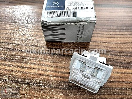 Mercedes-Benz SL Plaka Lambası çıkma parça