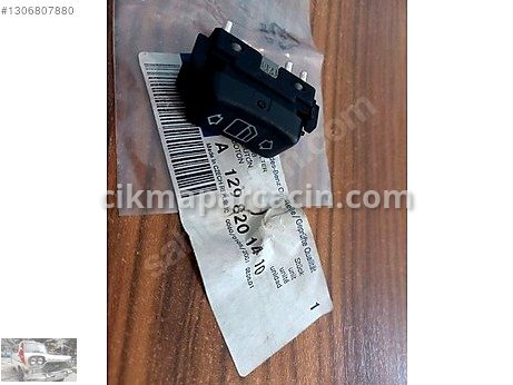 Mercedes-Benz A Serisi Cam Düğmesi çıkma parça