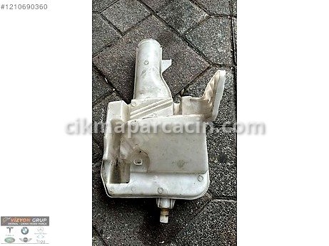 Mercedes-Benz Sprinter Cam Suyu Deposu çıkma parça