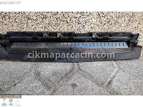 Mercedes-Benz Vito Radyatör çıkma parça