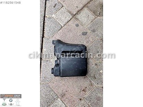 Mercedes-Benz Vito Cam Suyu Deposu çıkma parça