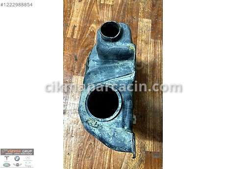 Mercedes-Benz Vito Cam Suyu Deposu çıkma parça