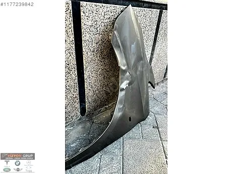 Mercedes-Benz Vito Çamurluk (Ön) çıkma parça - VİZYON GRUP ORJİNAL ÇIKMA YEDEK PARÇA İstanbul