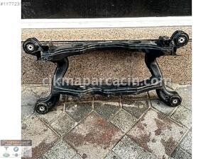 MERCEDES W117 W246 CLA KASA ARKA TRAVERS 2463504401