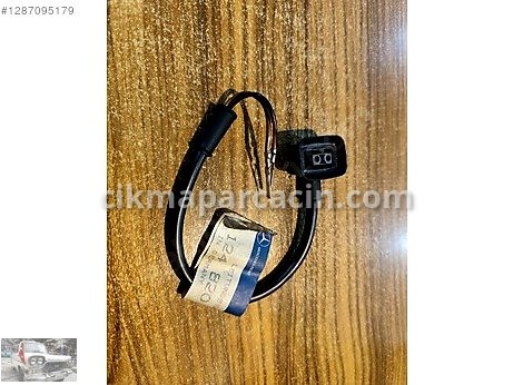Mercedes-Benz GLE Ayna Sinyali çıkma parça