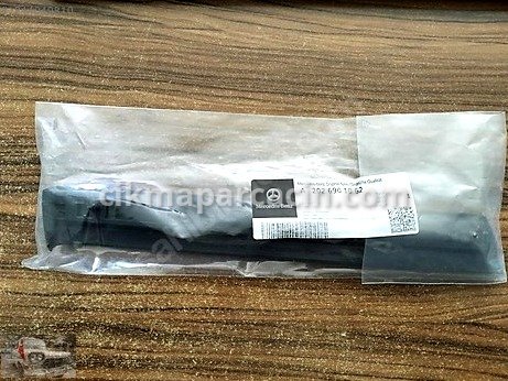 Mercedes-Benz CLA Bakalit çıkma parça