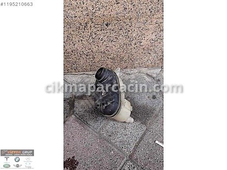 Mercedes-Benz CLA Yedek Su Deposu çıkma parça