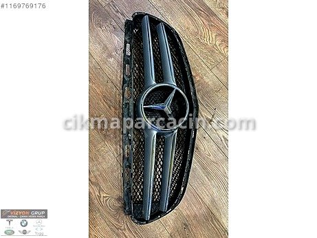 Mercedes-Benz E Serisi Panjur çıkma parça