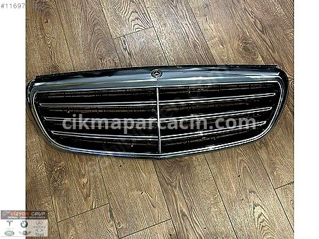 Mercedes-Benz E Serisi Panjur çıkma parça