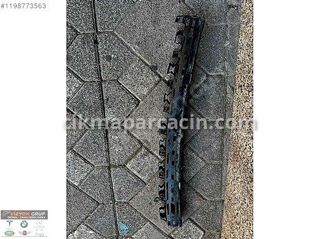 Mercedes-Benz GLB Tampon Braketi çıkma parça