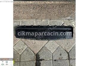 Mercedes Benz W447 Vito Viano ön tampon alt muhafaza A4478857400