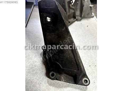 BMW 1 Serisi Motor Takozu & Kulağı çıkma parça