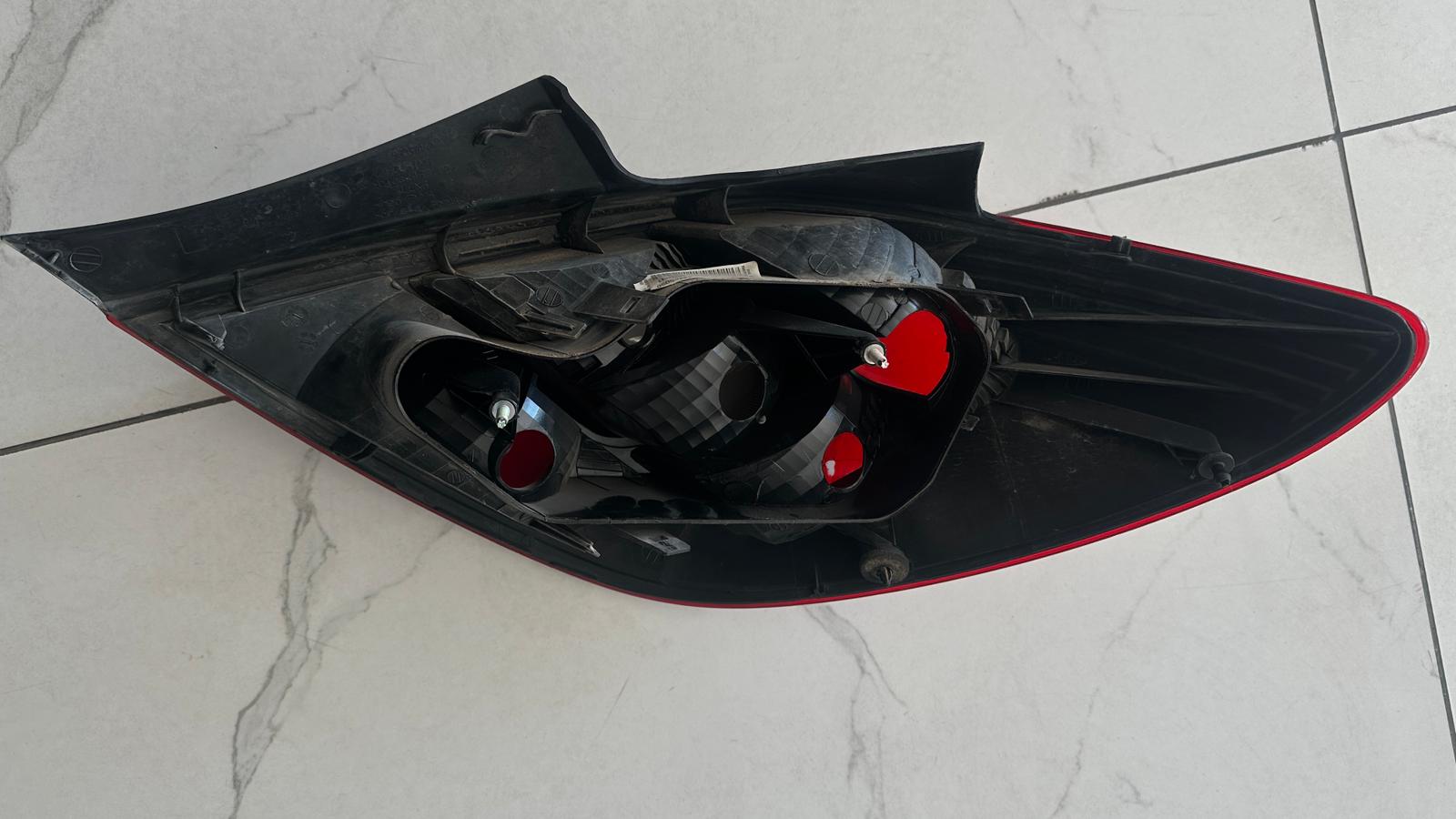 Opel Corsa Sol Arka Stop 13269050 - 89318811 çıkma parça