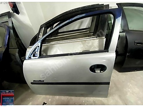 Opel Corsa Kapı (Ön Sol) çıkma parça