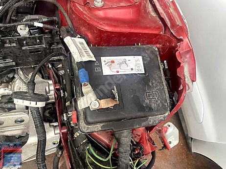 Opel Corsa Sigorta Kutusu çıkma parça