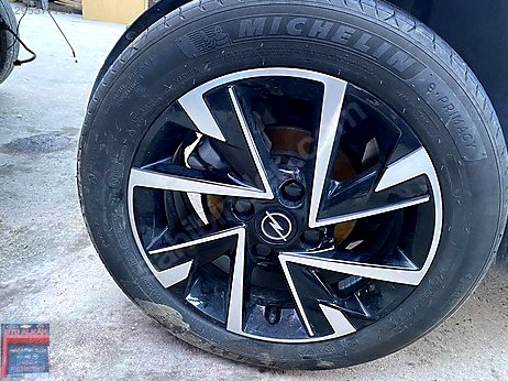 Opel Corsa Jant çıkma parça