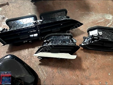 Opel Corsa Kalorifer Izgarası çıkma parça