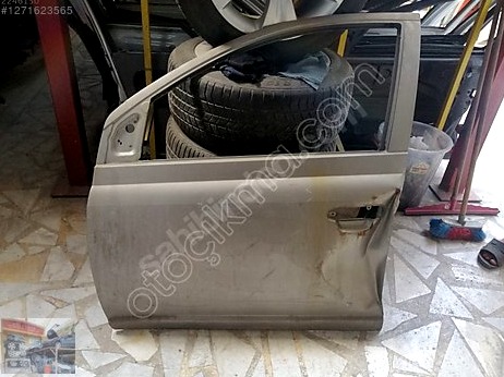 Toyota Yaris Torpido çıkma parça