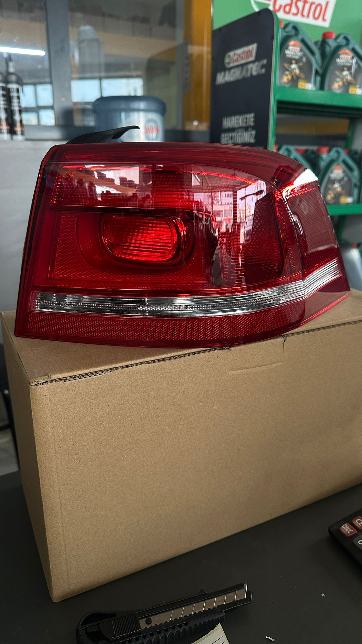 Volkswagen Passat Sağ Arka Stop 3AE945096F çıkma parça