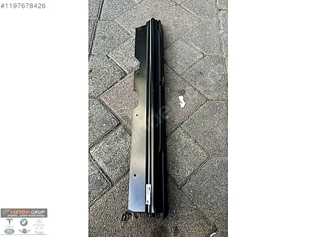 Land Rover Range Rover Kapı (Arka Sağ) çıkma parça - VİZYON GRUP ORJİNAL ÇIKMA YEDEK PARÇA İstanbul