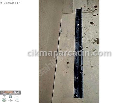 Land Rover Range Rover Marşpiyel Sacı çıkma parça