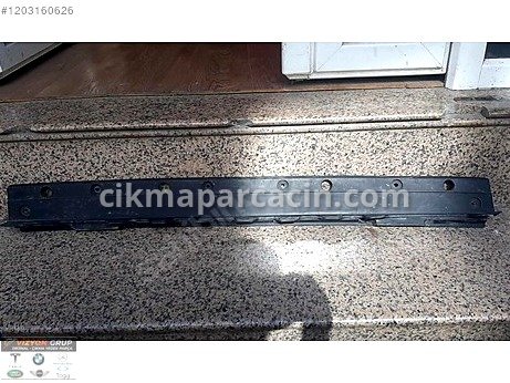 Land Rover Range Rover Ön Tampon çıkma parça